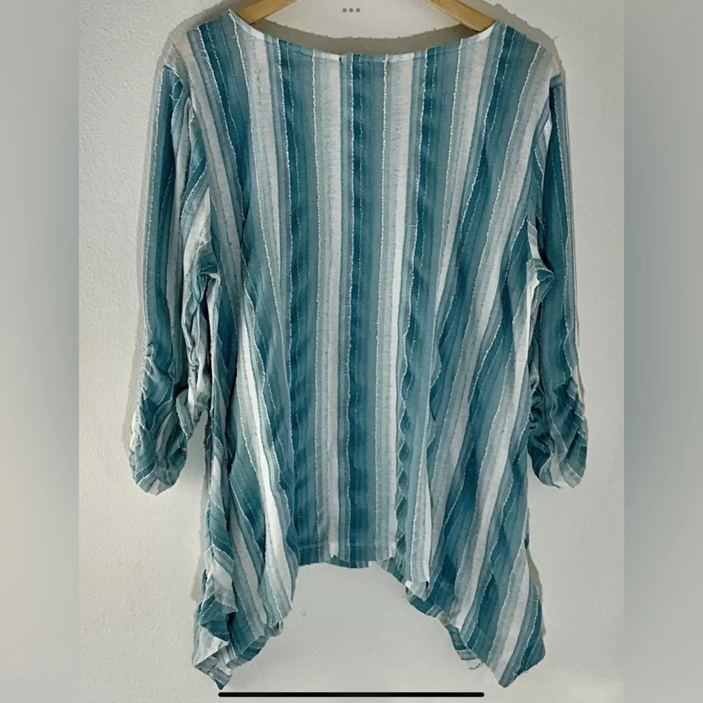 Premise Blue White Blouse Top Shirt Women's Size XL 3/4 Sleeve V Neck A97 - Picture 2 of 5